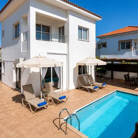 Villa Narcissos 3 *